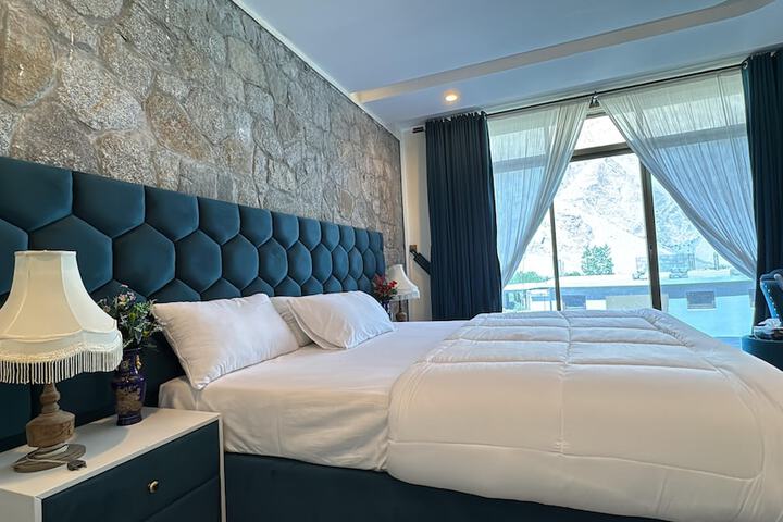 Room 14 of 39