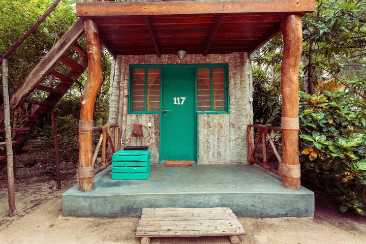 Room 46 of 112