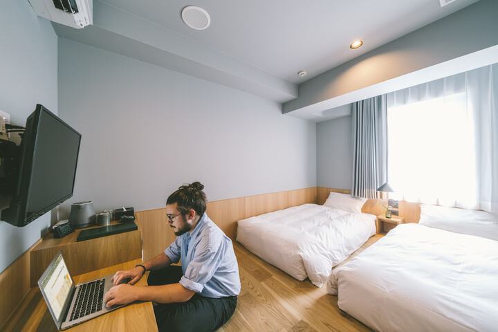 Room 12 of 54