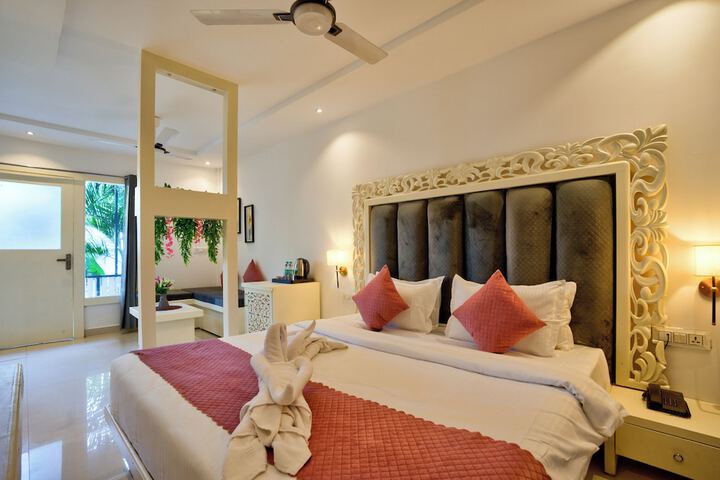 Room 15 of 68