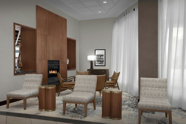 Entrance & Lobby
