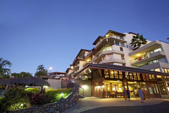 Hotel 2 of 75