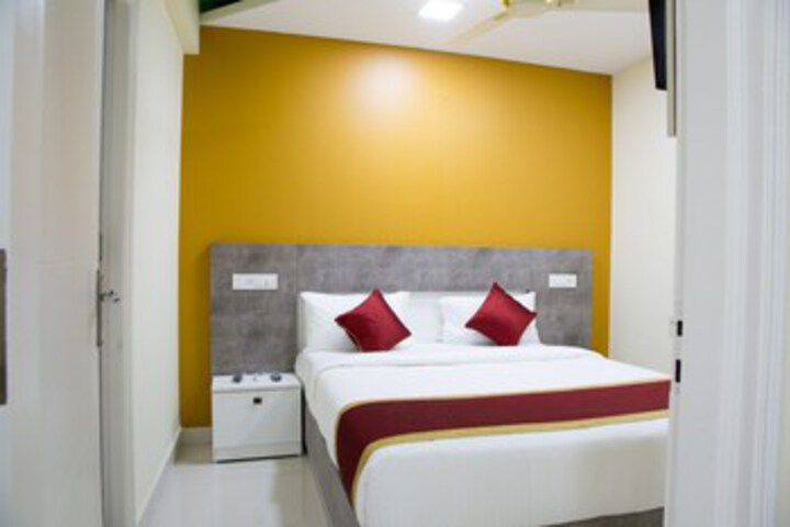 Room 18 of 21