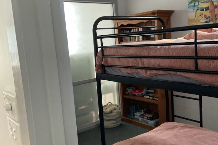 Room 5 of 34