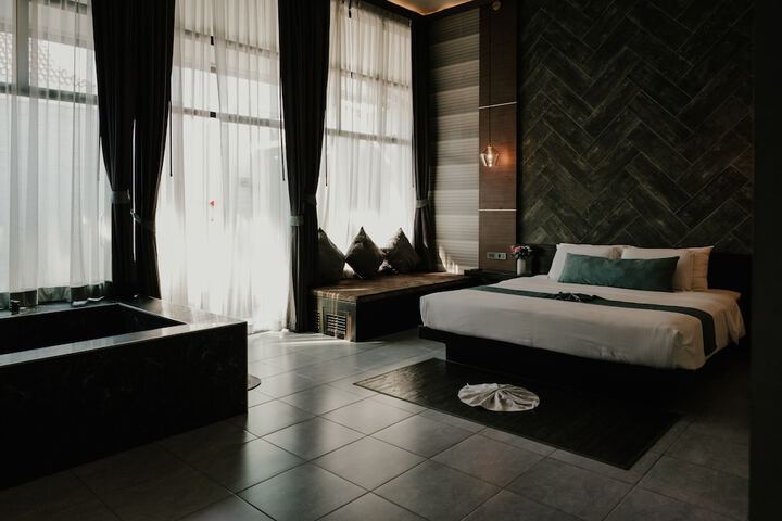 Room 19 of 52