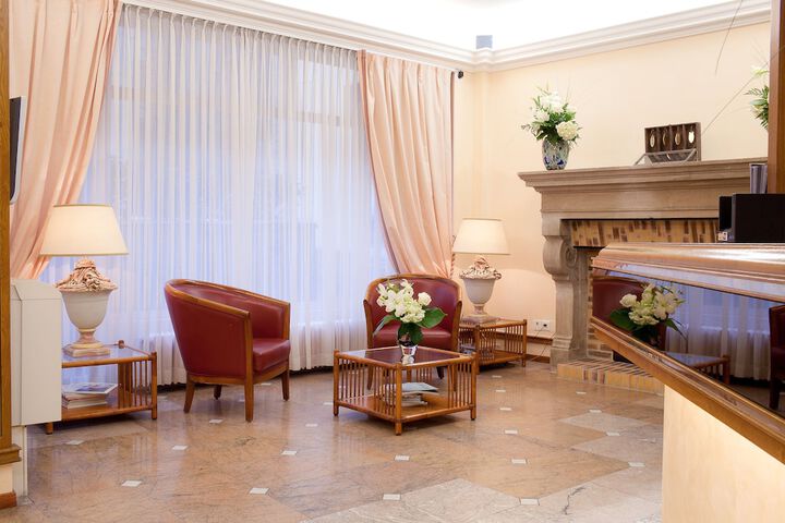 Hotel Lobby