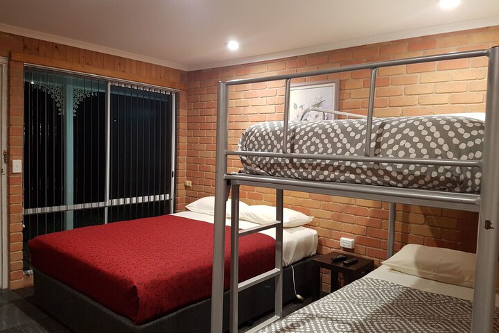 Room 19 of 74