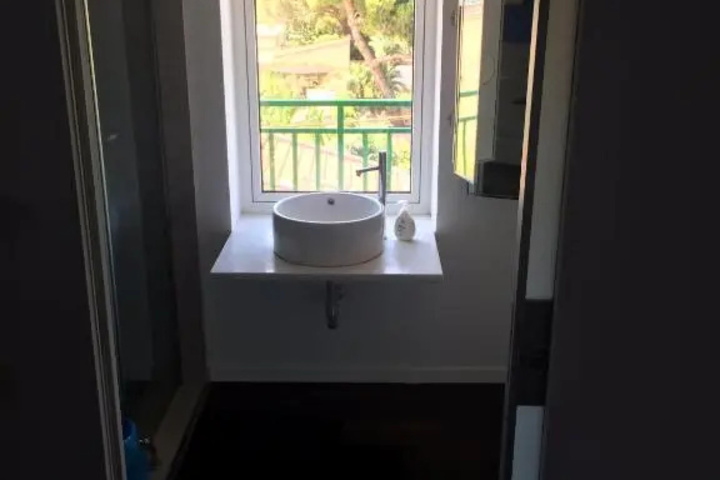 Room 2 of 4