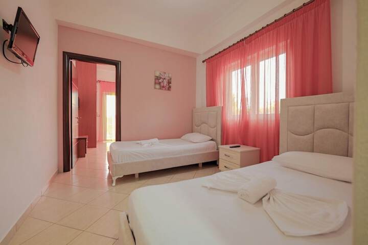 Room 20 of 66