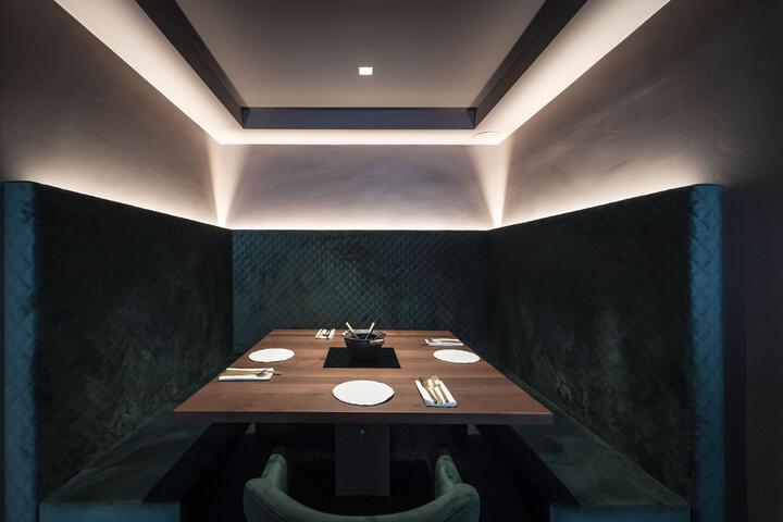 Dining 2 of 67
