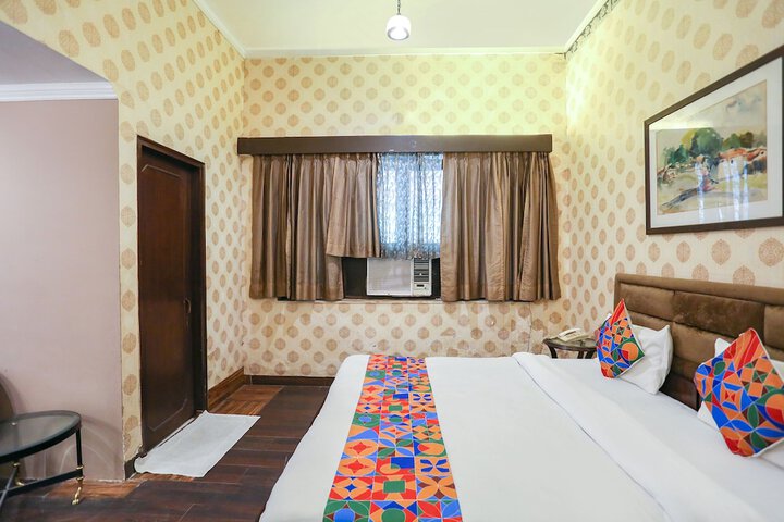 Room 21 of 35
