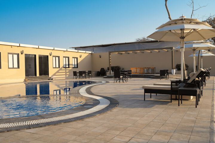 Pool 23 of 28