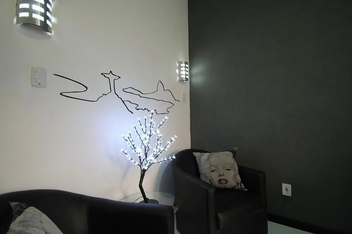 Room 11 of 14