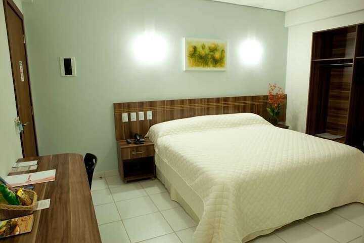 Room 8 of 38