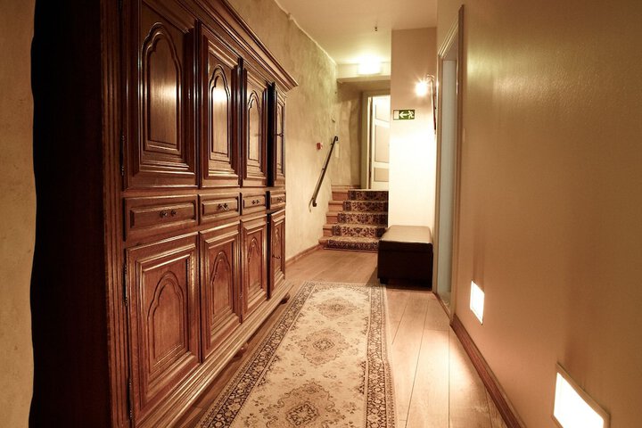 Ballroom/Hall 78 of 91