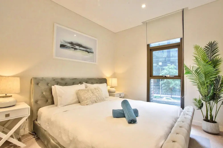Room 2 of 15
