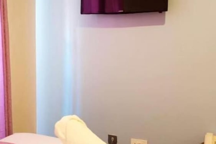 Room 22 of 60