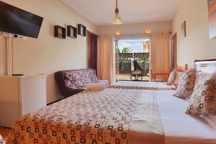 Room 18 of 95