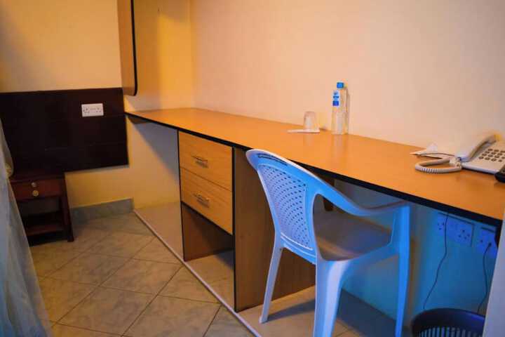Room 5 of 23