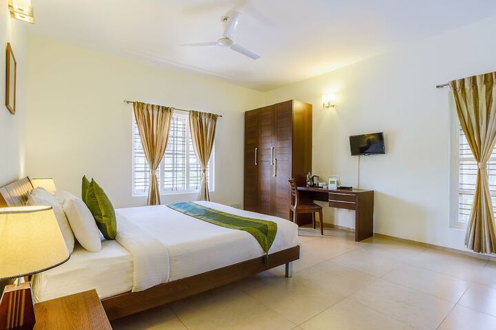 Room 5 of 31