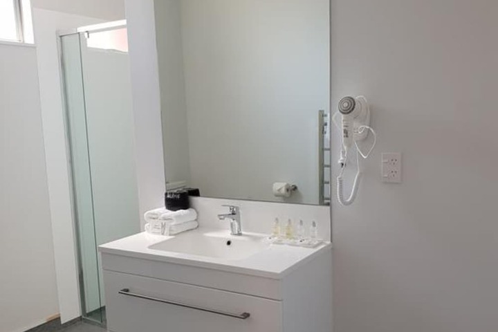 Room 35 of 40
