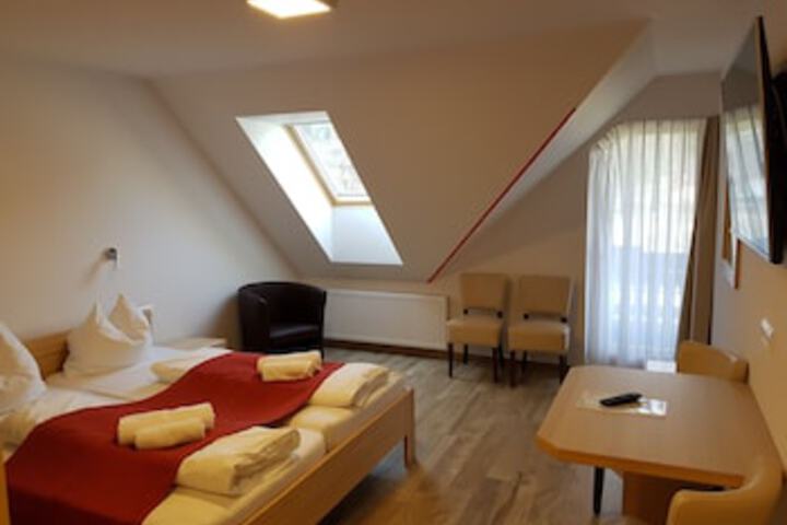 Room 9 of 45