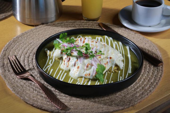 Dining 98 of 137