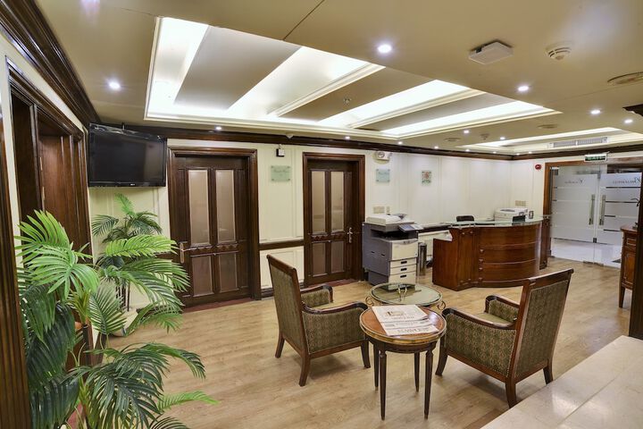 Business Center 72 of 81
