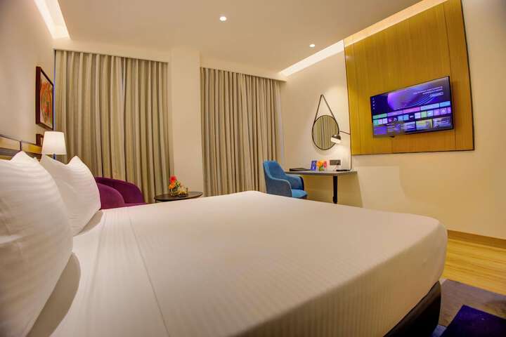 Room 15 of 117