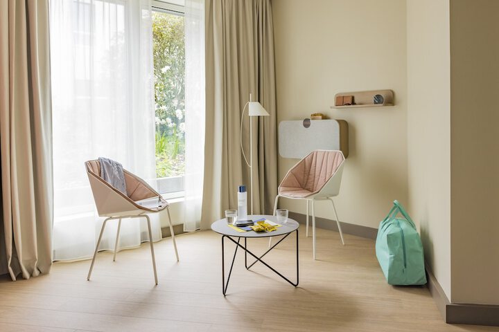Room 4 of 35