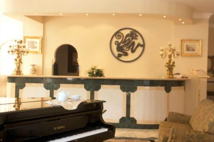 Lobby Entry