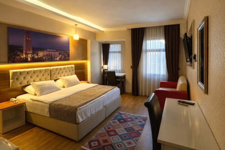 Room 14 of 21