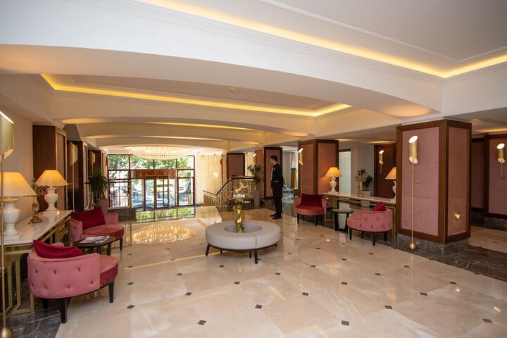 Lobby Photos