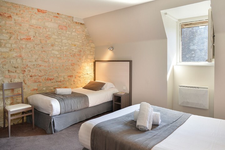 Room 10 of 55