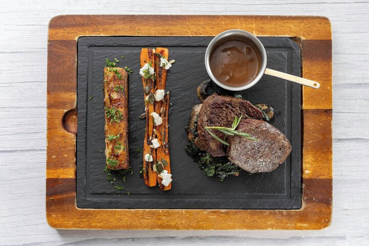Dining 154 of 297
