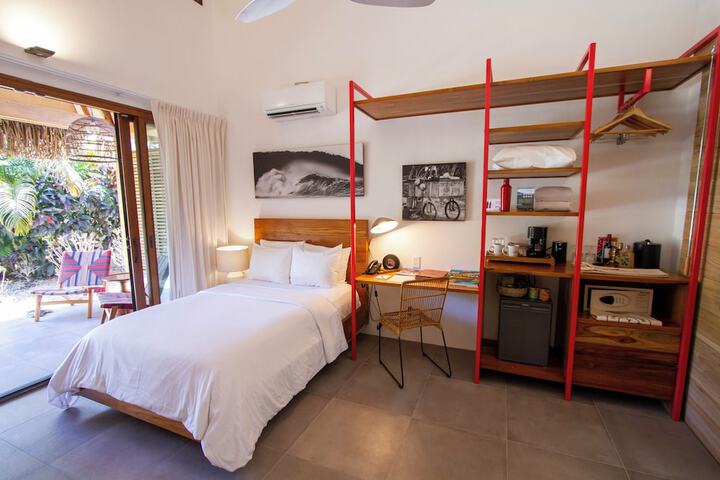 Room 25 of 114