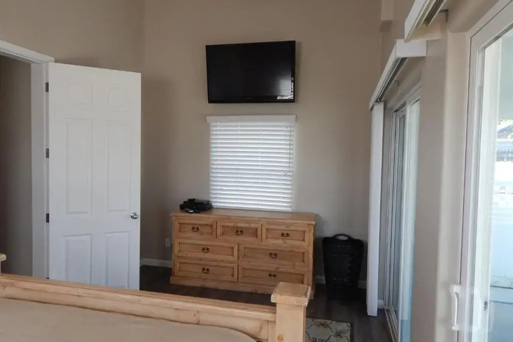 Room 2 of 13