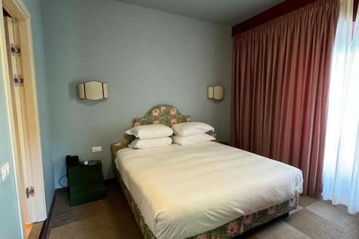 Room 35 of 55