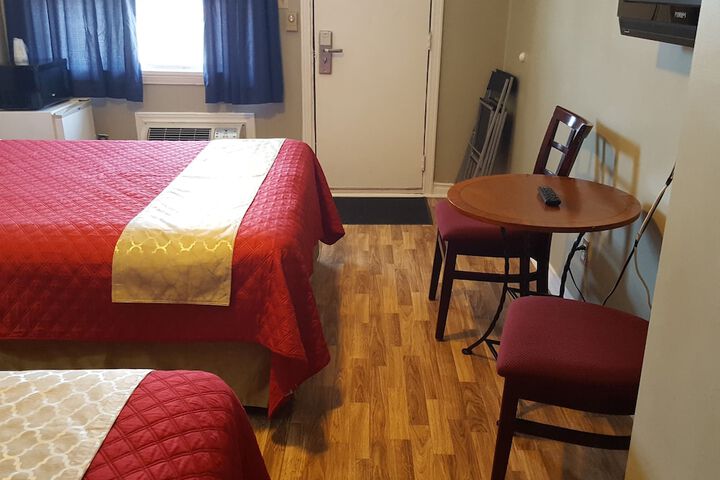 Room 10 of 23
