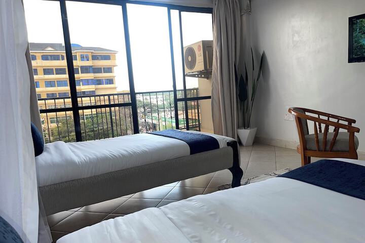 Room 25 of 72