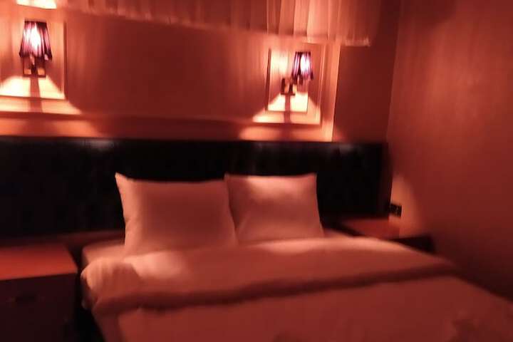 Room 20 of 111