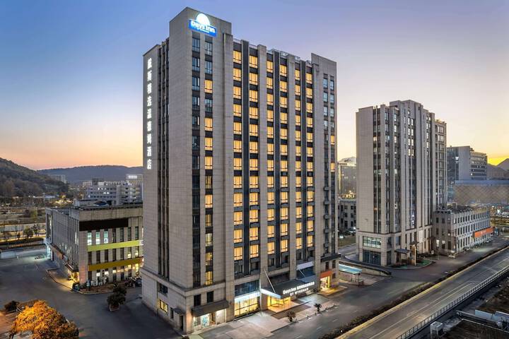 Hotel 79 of 79