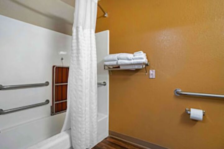 Room 79 of 102