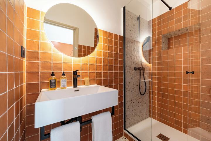 Clean Restrooms