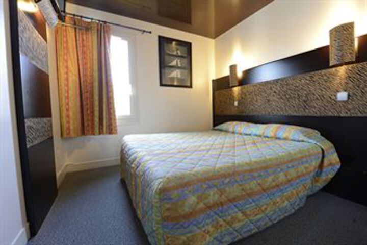 Room 19 of 40