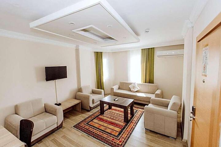 Room 25 of 27