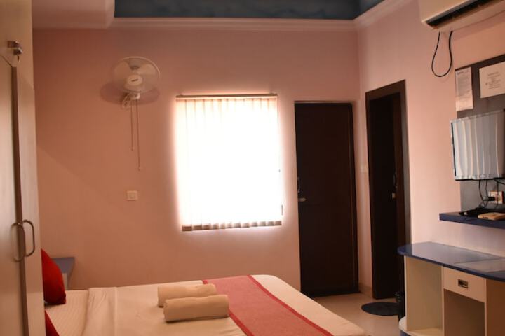 Room 20 of 37