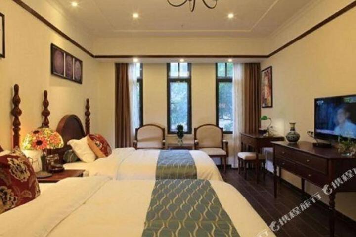 Guanlanhu Jinglan Hotel Haikou Movie Community