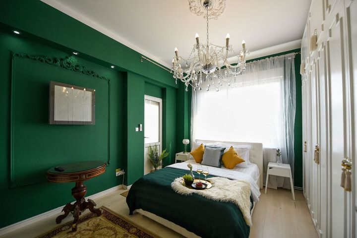 Room 53 of 62