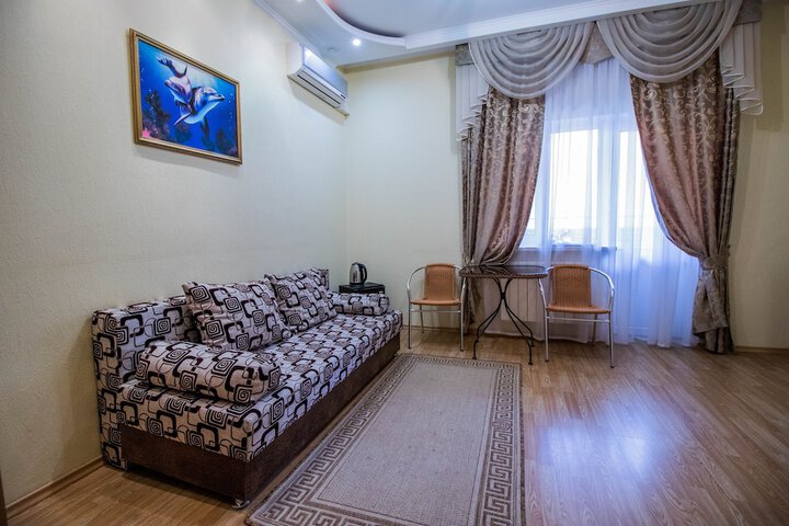 Room 5 of 21
